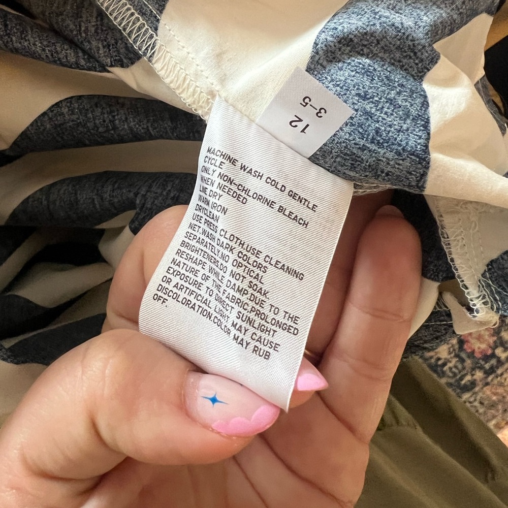 💙 NWT Marimekko x Uniqlo Navy and White Wave Pattern Midi Dress- size L 💙 - Picture 9 of 9